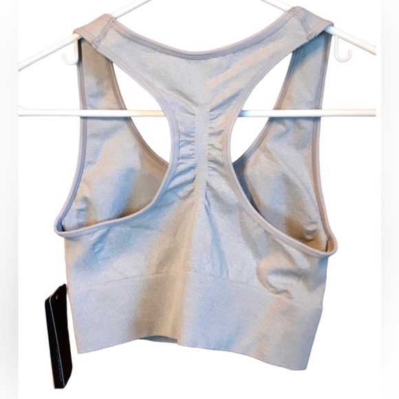 GN Performance Seamless Sports Bra Size Small - Picture 3 of 5